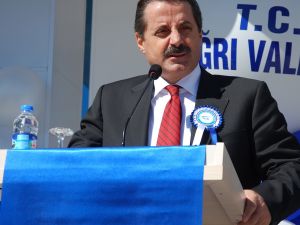 Bakan Çelikten Birlik Çağrısı