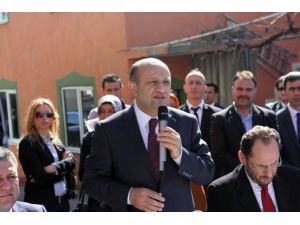 Işık: Milleti Başbakandan Uzaklaştırmak İstiyorlar