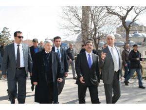 Çevre Ve Şehircilik Bakanı İdris Güllüce Kars’ta