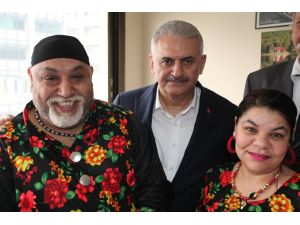 Binali Yıldırım, Ege Roman Dernekleri Federasyonunun Açılışını Gerçekleştirdi