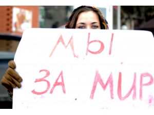 Kırımda Kadınlar Gününü Çöp Toplayarak Kutladılar