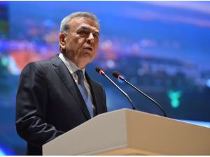 İzmir Büyükşehir Belediye Başkanı Kocaoğlu Projelerini Açıkladı