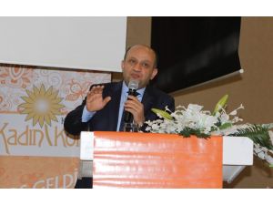 Bakan Fikri Işık, 8 Mart Dünya Kadınlar Gününü Kutladı