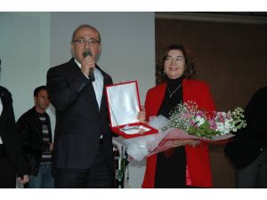 Bakan Elvan, Kadınlar Günü Etkinliğine Katıldı