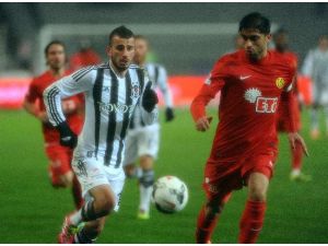 İlk Yarıda Gol Yok