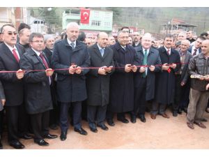 Bakan Işık: “Erdoğan’ı Başbakanlıktan Uzaklaştırma Operasyonudur”