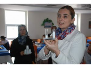 Yemekhanede Masalardaki Tuzluklar Kaldırıldı