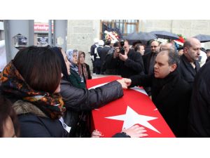 Eski Bakan Hüseyin Özalp Samsunda Toprağa Verildi