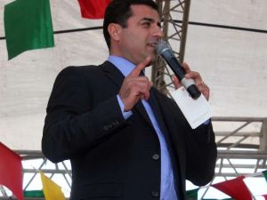 Demirtaş: Kanunların Altında, ‘Kürtlere Uygulanmaz’ Yazıyor