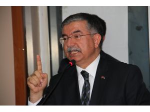 Milli Savunma Bakanı İsmet Yılmaz: