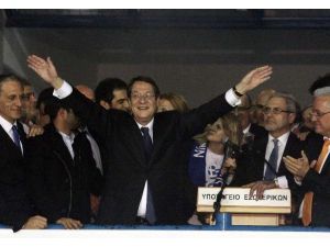 Rumlar Müzakereden Çekilmesini İstiyor