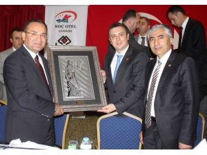 Son Manşeti Millet Atacak