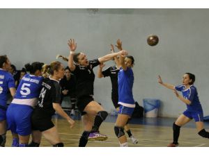 Hentbol Bayanlar Süper Lig Play-off 1. Tur