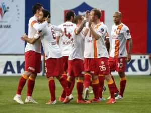 Açılışı Cimbom Yapıyor