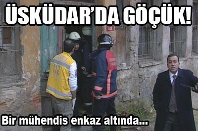 Üsküdarda bina çöktü! 