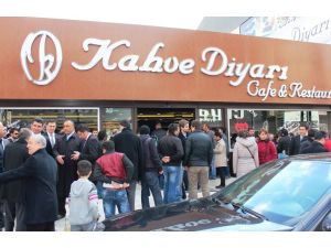 Barzani İle Davutoğlu Kahve Diyarında Mola Verdi