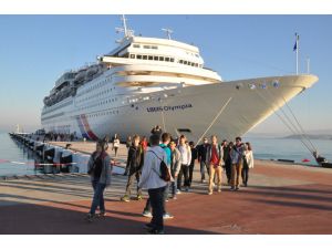 Louıs Olympıa Kuşadası’na İlk Seferini Gerçekleştirdi