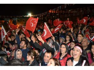 Mhp Genel Başkanı Bahçeli Gençleri Uyardı