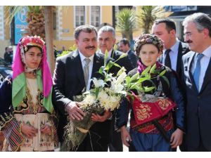 Bakan’dan Birlik Çağrısı