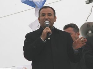 Adalet Bakanı Bekir Bozdağ: