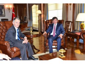 Bakan Davutoğlu, Ukrayna Meclisi Milletvekili Kırımoğlu’nu Kabul Etti