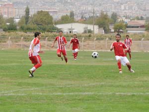 Deplasman Fatihi Elbistan Belediye  2-3