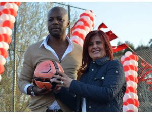 Spor Kompleksi Açılışında Pascal Nouma İzdihamı