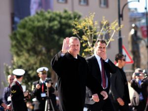 Başbakan Erdoğan: Türkiye İçeriden De İhanetleri Ezecek Güçte Bir Ülkedir