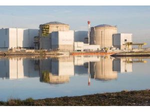 Greenpeace Eylemcileri Santralden Çıktı