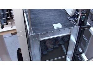 Ulaştırma Bakanı Asansörde Mahsur Kaldı