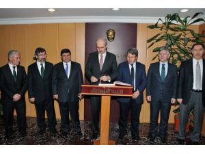 Ak Parti Genel Başkan Yardımcısı Numan Kurtulmuş: