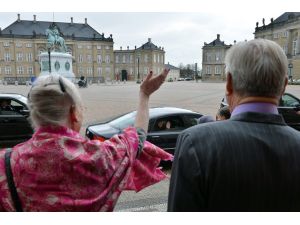 Danimarka Kraliçesi Cumhurbaşkanı Gül’ü Kapıda Uğurladı