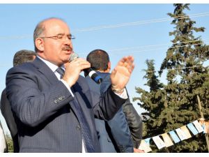 Hüseyin Çelik, Muhalefete Sert Çıktı