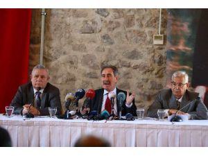 Eski Ak Partililer Parti Kuruyor