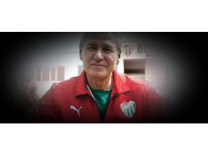 Efsane Futbolcu Hayatını Kaybetti