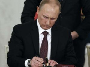 Kırım Resmen Rusya’ya Bağlandı