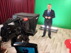 Başkan Adayı Haber Spikeri Olursa