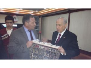 Bdmden Bahçeliye Turan Yazılı İpek Halı