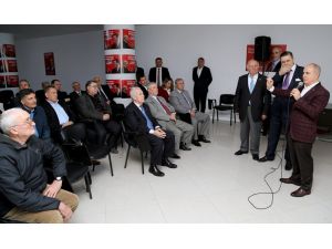 Başkan Akgün: “İsveç’te Bin Kişiye, Türkiye’de 168 Bin Kişiye Bir Belediye Düşüyor”