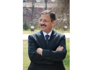 Özhaseki: Kılıçdaroğlunun Guinnes Rekorlar Kitabına Girmesi Lazım