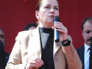 Tbmm Başkanvekili Ve Mhp İstanbul Milletvekili Meral Akşener, Kdz. Ereğlide Halk Toplantısı Yaptı