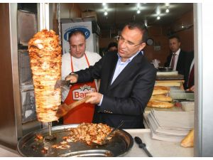 Adalet Bakanı Bekir Bozdağ: