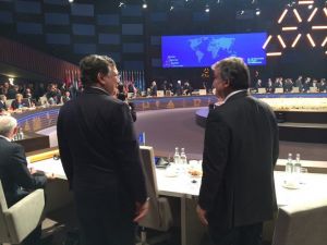 Cumhurbşakanı Gül, Hollandada Dünya Liderleri İle Bir Araya Geldi