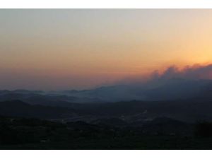 Sınırda Çatışma Sürüyor