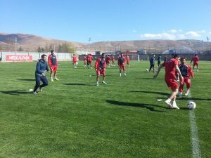 Elazığspor’da, Trabzonspor Mesaisi Sürüyor