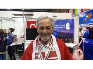 82 Yaşında Dünya İkincisi Oldu