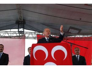 Onların Bozkurt İşareti...