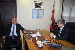 Okay, Tes-İş Sendikasını Ziyaret Etti