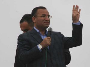 İhanet Şebekesine Seslendi