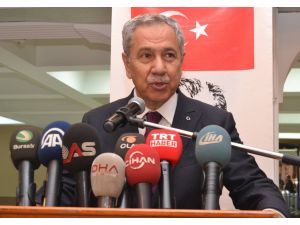 Arınç, Esnafa 80’ler Dizisini Tavsiye Etti